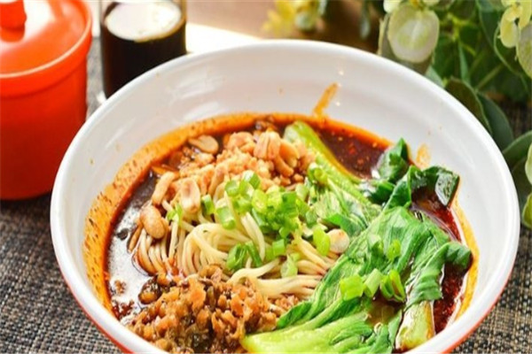 辣板凳重庆小面